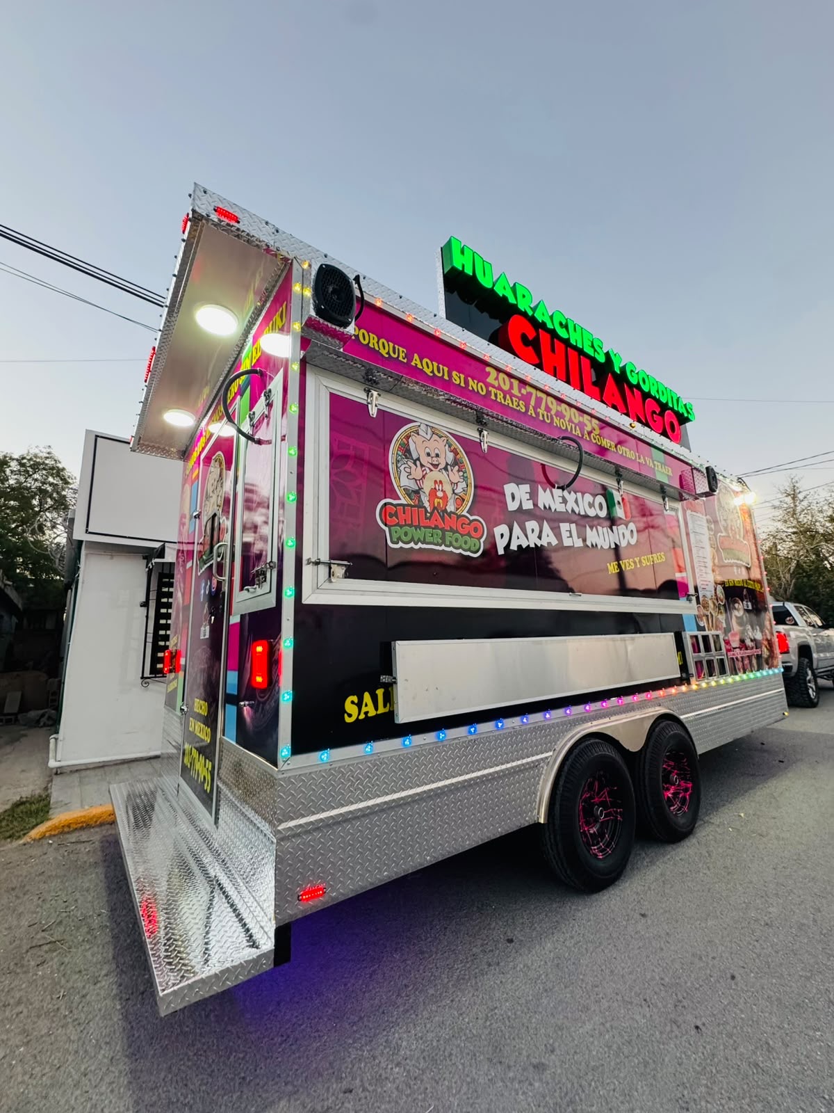 Chilango Huaraches y Gorditas custom wrapped food trailer